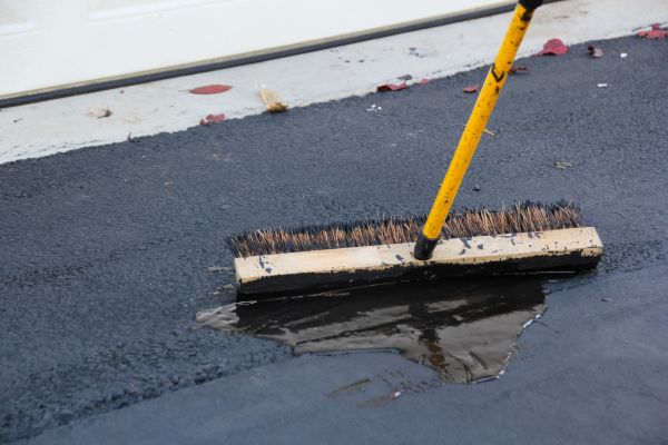 Road Sealing in Mount Juliet