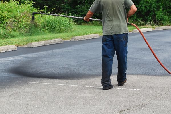 Lot Sealcoating in Mount Juliet